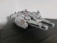Lego star wars 7965 Millennium falcon falke Bayern - Ergolding Vorschau