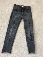 Outfit Kids Grau skinny Jeans Gr.6 116cm Nordrhein-Westfalen - Frechen Vorschau