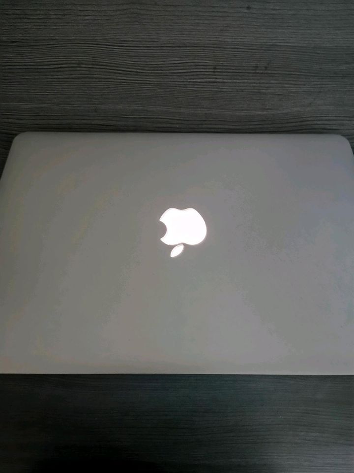 Apple MacBook Air 2013 i7, 512GB Festplatte, 8GB Ram in Mönchengladbach
