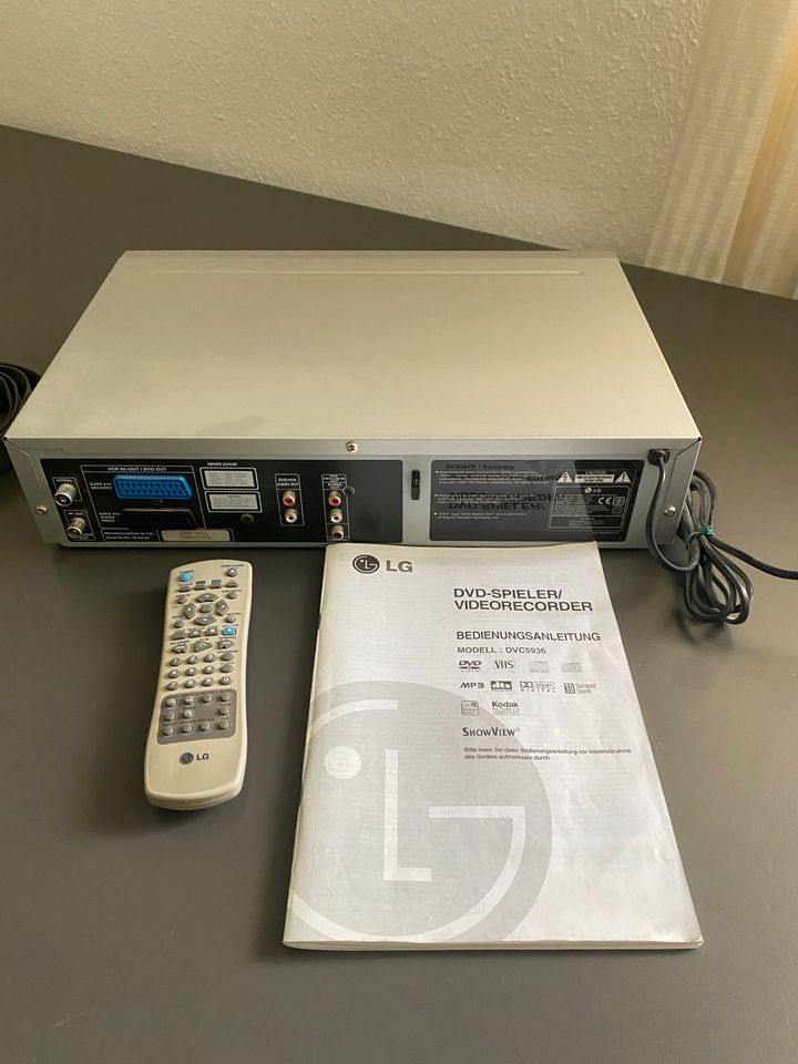 LG DVC 5936 DVD Spieler/ Videorekorder in München