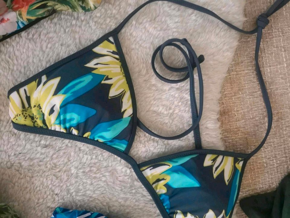 Bikini Oberteile Set Slips Spitze Badeanzug tropical xs 34 s 36 in Moorenweis