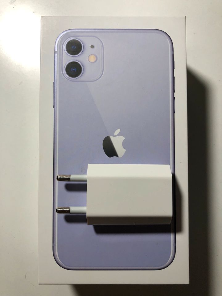Apple iPhone 11 64Gb violett, ohne Simlock in München
