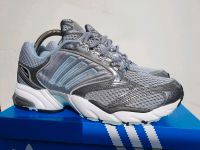 Vintage adidas Response CL 38,5 US7 silber hellblau Schuhe Sneake Bonn - Bonn-Zentrum Vorschau