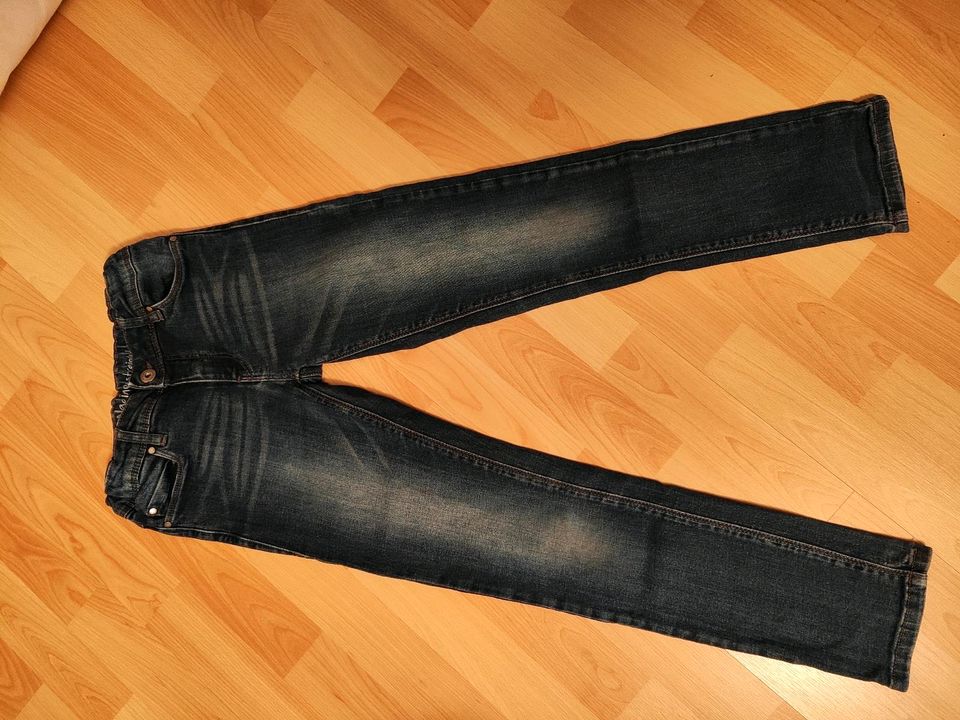 3x Jeans Hosen in Büttelborn