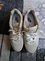 Schnürschuh NIKE Gr. EUR 39, UK 5,5 Rheinland-Pfalz - Wissen Vorschau