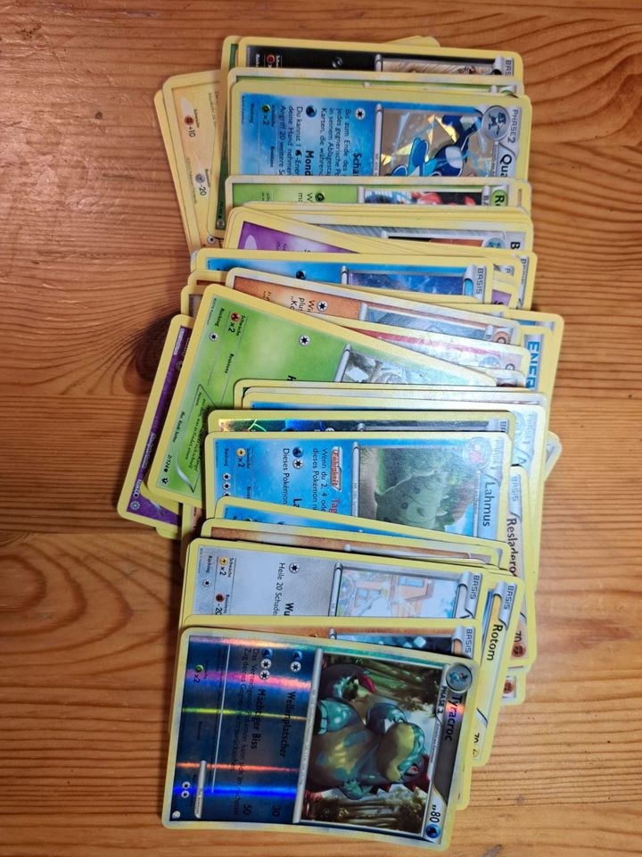 100 Pokemonkarten, 20 davon Energy in Leipzig