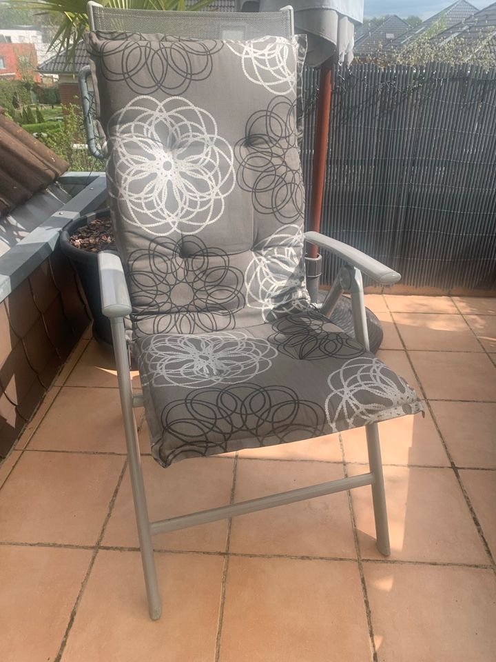 Gartenstuhl verstellbar grau mit Sitzpolster Grautöne in Hürth