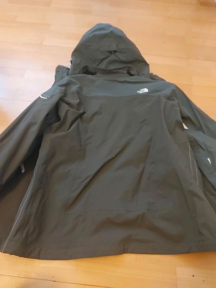 The North Face Ski Jacke khaki oliv grün M in Köln