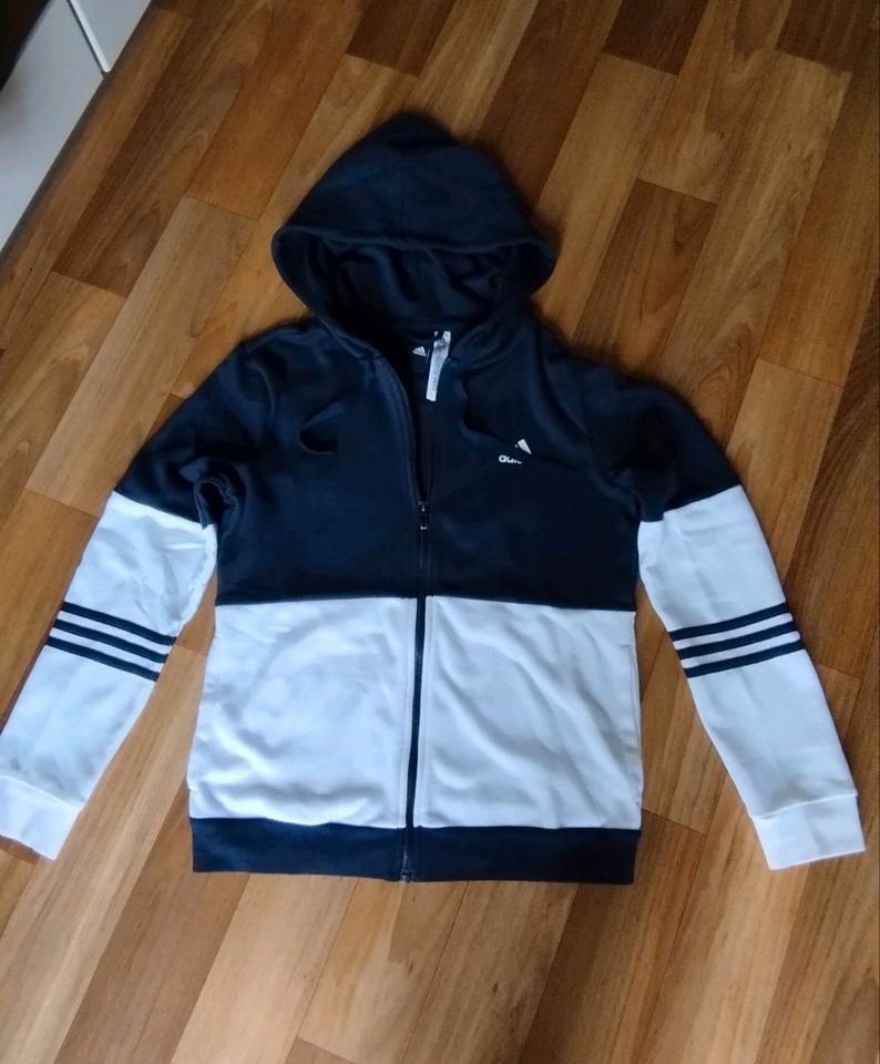 Adidas Trainingsanzug Original NEU in Weißenfels