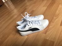 Puma Sneakers Schwarz weiß Gr.36 wie Neu Leder Look Soft Nordrhein-Westfalen - Gummersbach Vorschau