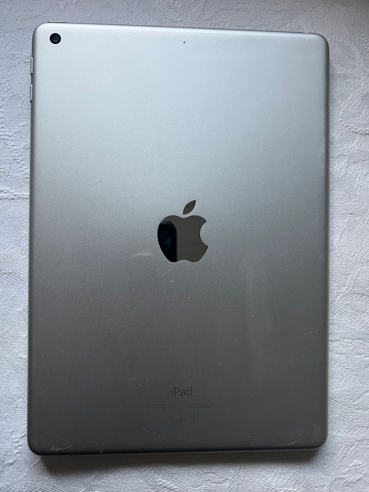 Ipad 6 Generation - 32 Gb in Kiel