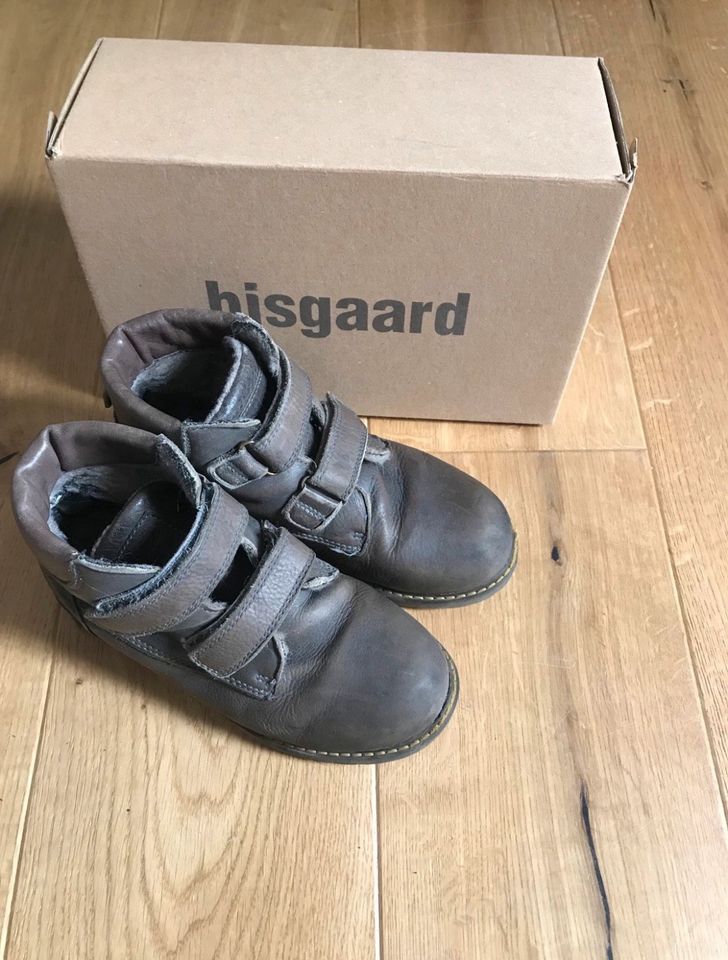 Bisgaard Winterschuhe Stiefel gefüttert Leder Lammfell Gr 35 in Berlin