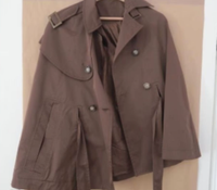 ✨ Parker Mantel Cape ohne Ärmel Trenchcoat Überwurf abzugeben :) Berlin - Biesdorf Vorschau