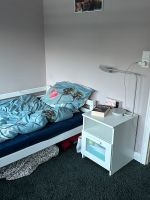 Kinder/Jugendlichen Bett 90x200 cm mit Nachttisch-Schränkchen Hamburg-Nord - Hamburg Fuhlsbüttel Vorschau