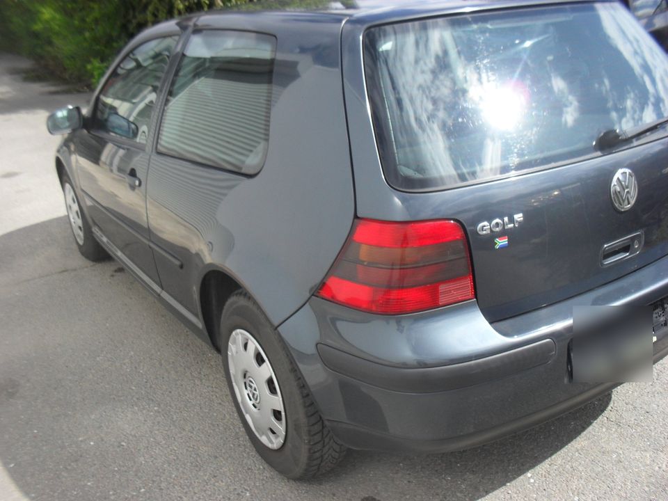 golf 4 mit 75ps tüv neu in Berlin