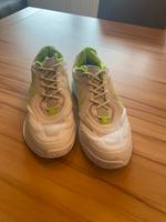 Turnschuhe / Handballschuhe (von Hummel) Nordrhein-Westfalen - Gelsenkirchen Vorschau