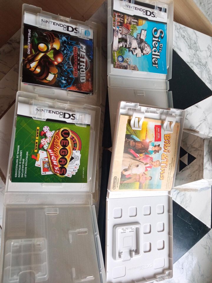 Nintendo DS Hüllen und Anleitungen, keine in Halle (Westfalen)