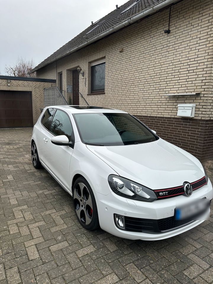 VW Golf VI 2,0 GTI TÜV neu Scheckheft Sehr gepflegt in Geestland