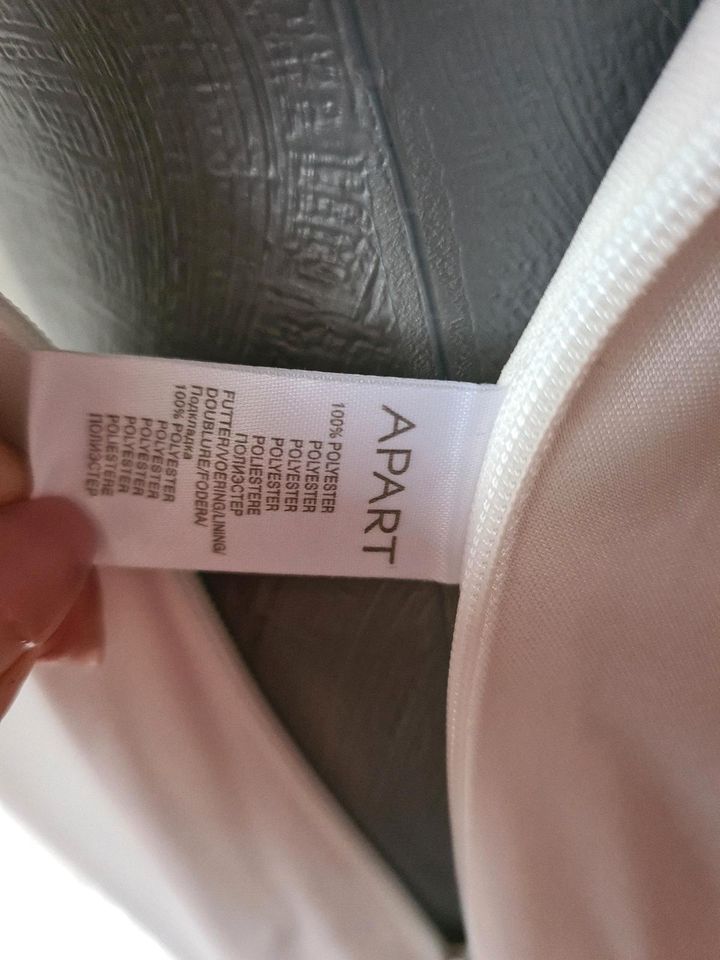 Apart Kleid Creme weiß traumhaft neuwertig XS 34 in Zeilarn