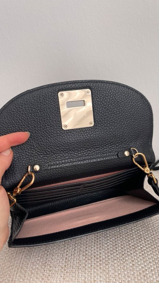 Coccinelle Handtasche schwarz Clutch in Kösching