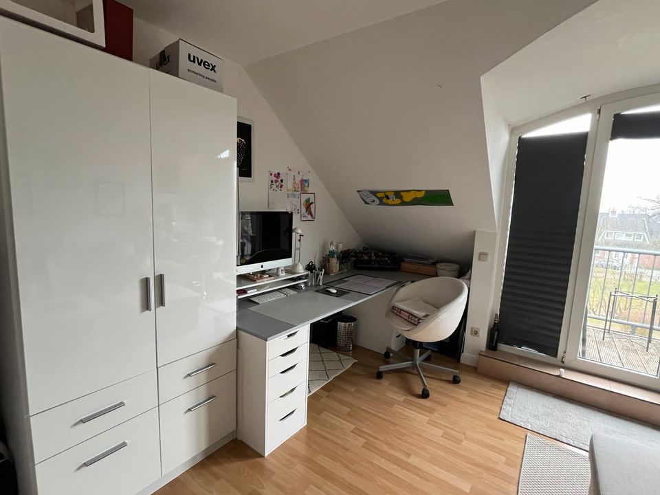 3 Zimmer Wohnung über 2 Ebenen und 2 Balkonen in Timmendorfer Strand 