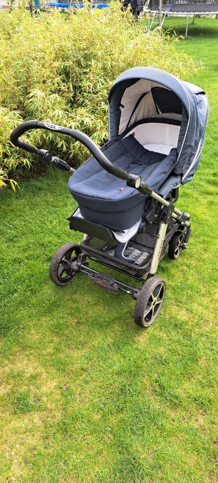 Kinderwagen Hartan Sprint in Kombi Babyschale+Isofix Rabatt in Nedlitz (b Burg b Magdeburg)