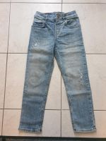 Jeanshose H&M Sweatshirt und Shirts Gr. 122/128 Nordrhein-Westfalen - Ahaus Vorschau