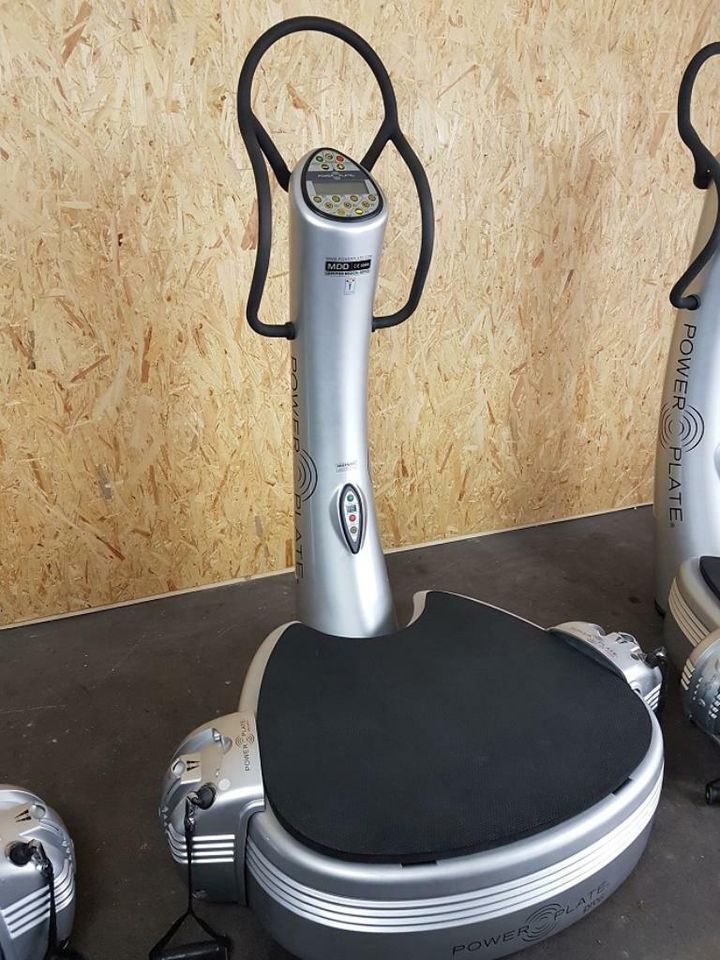 Power Plate Pro 6 Powerplate Pro6 Vibrationsplatte in Stadthagen