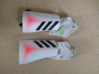 Adidas Schienbeinschoner Jugend Größe L Hessen - Rosbach (v d Höhe) Vorschau