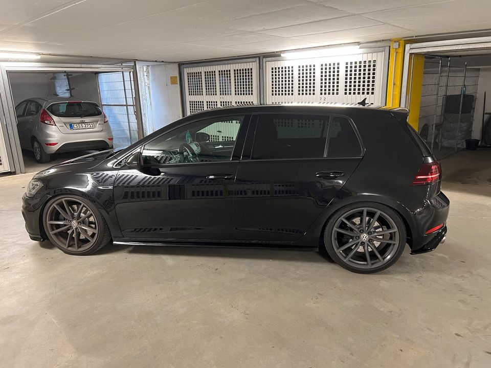 Volkswagen Golf VII R *TÜV NEU* in Wendlingen am Neckar