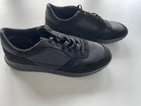 Wie neu! Sneaker von Tamaris in Größe 39 Hessen - Rüsselsheim Vorschau