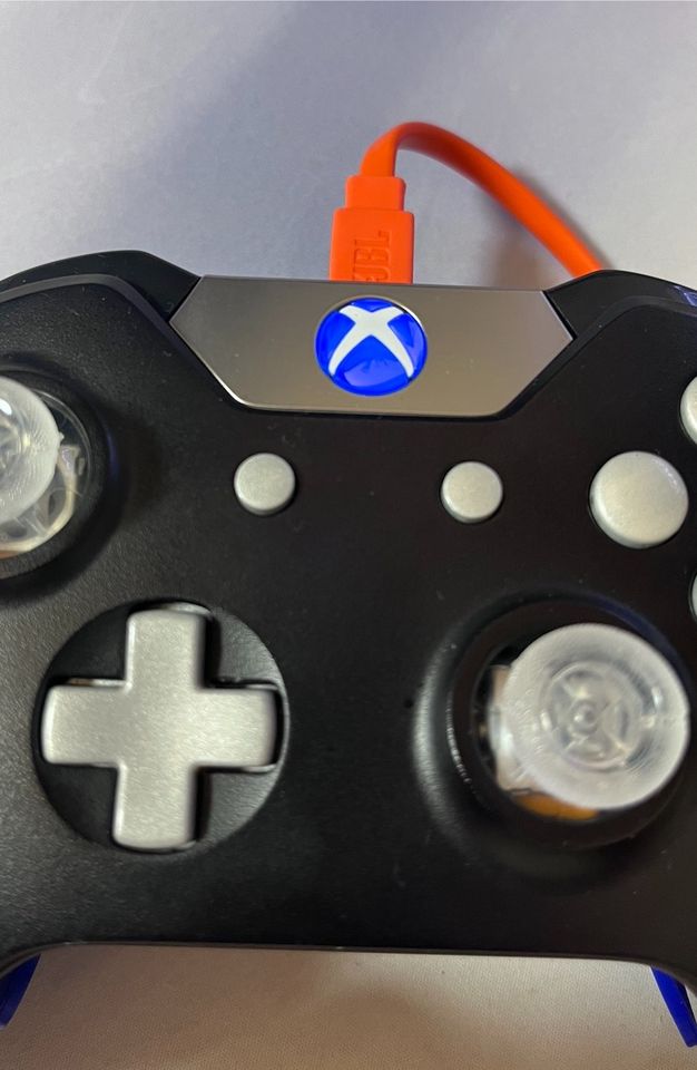 Xbox One / Series X/S Controller Scuf ähnl. in Bergneustadt