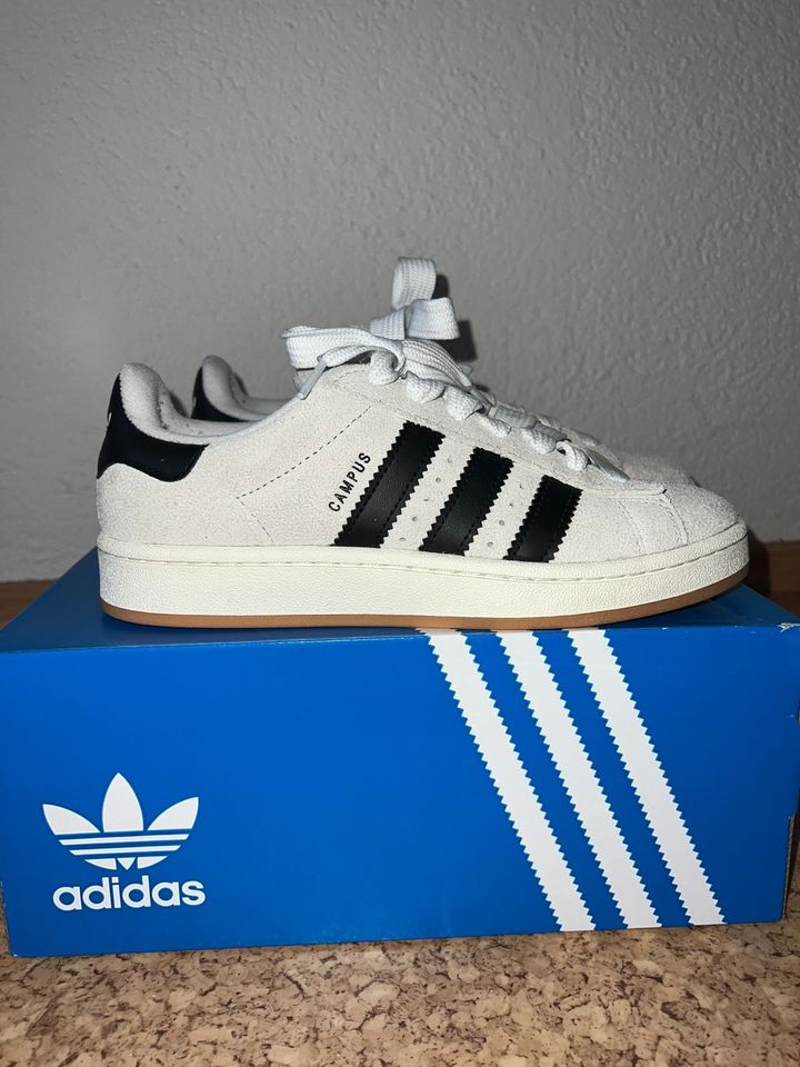 Adidas Campus 00s Crystal White/Core Black in Ravensburg