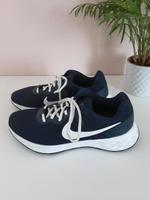 Nike Revolution 6 Sneaker Gr. 42,5 München - Hadern Vorschau