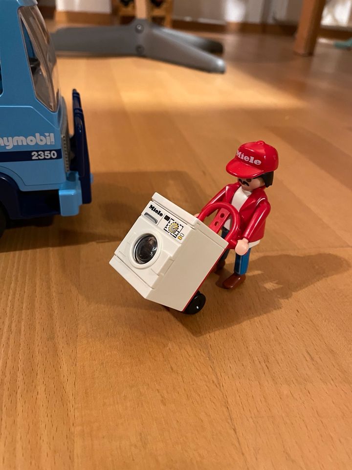 PLAYMOBIL-LKW Sattelzug PM08 4447 limitierter Miele Techniker in Weinstadt