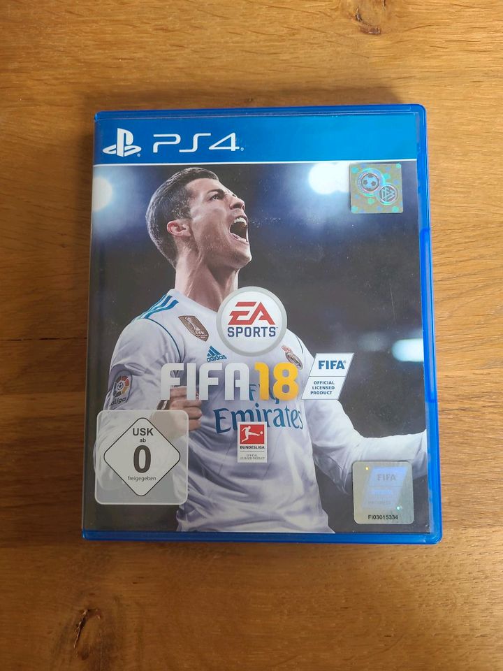 PS 4 Spiele Fifa Rayman Minecraft Need for Speed Rocket League in Windeck