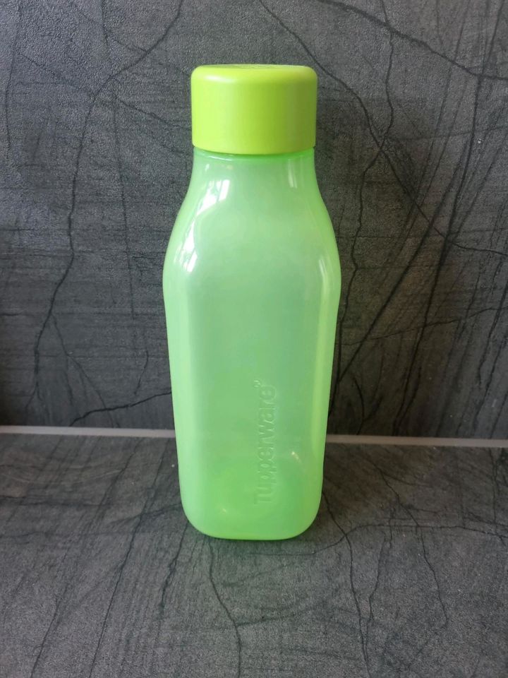 Tupperware Eco Flasche 1 Liter in Wartenberg
