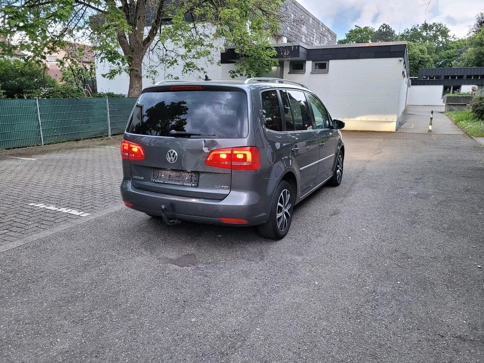 VW Touran 2.0 TDI Highline 7 Sitzer Alcantara in Lahr (Schwarzwald)