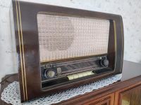 Saba Lindau W4 Radio funktionsfähig, retro, vintage Baden-Württemberg - Ubstadt-Weiher Vorschau