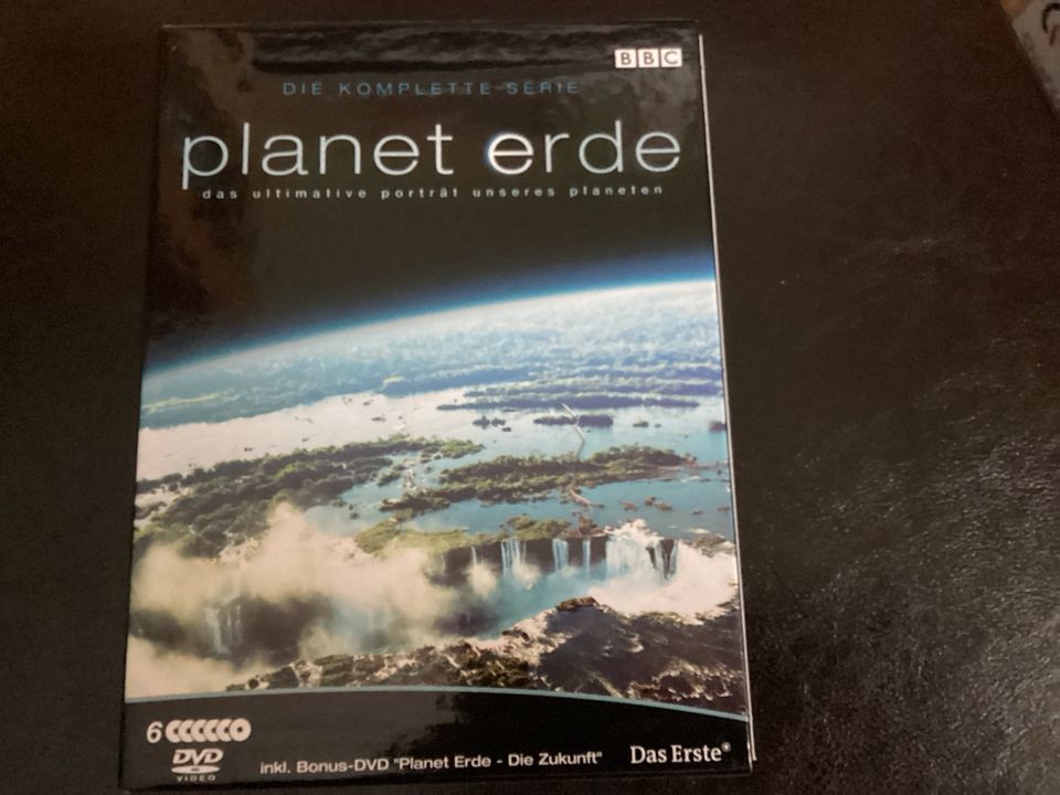 Planet Erde Sammelbox mit 6 DVD‘s in Volkmarsen