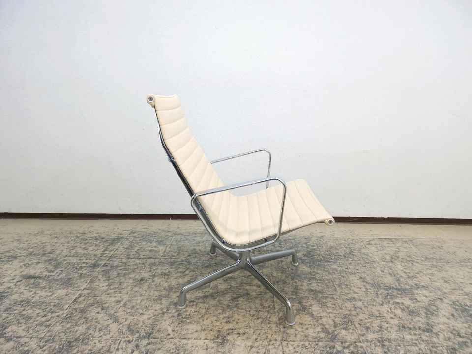 Hermann Miller Vitra Eames EA 116 Drehsessel Chair Leder in Garching an der Alz