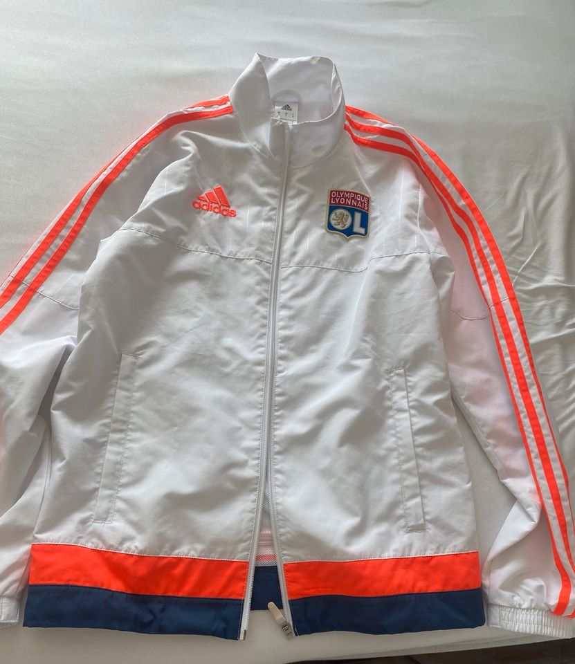 Adidas Olympique Lyonnais in Mörfelden-Walldorf