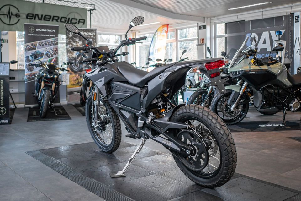 Zero FX | Enduro | 106 Nm | 2023 *AKTION* in München