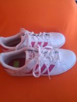 Adidas Pink/ weiße Sneakers Bayern - Ebermannstadt Vorschau