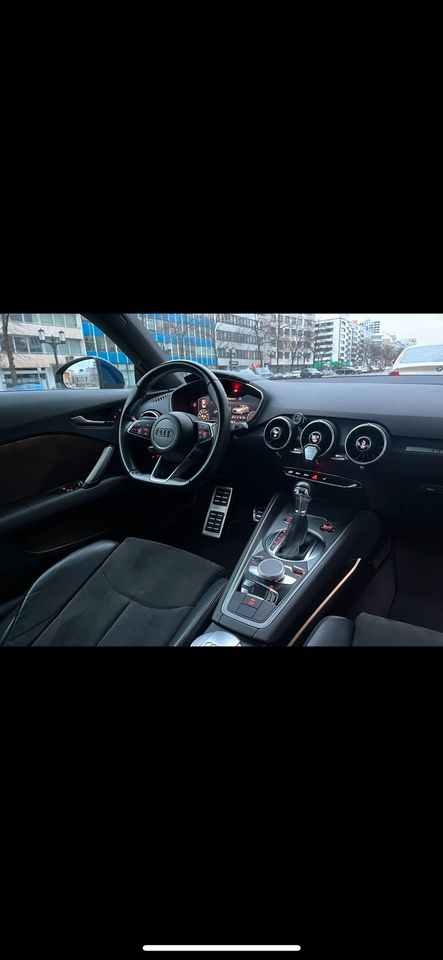 Audi TT 8S Coupe wenig Kilometer 116617 in Berlin