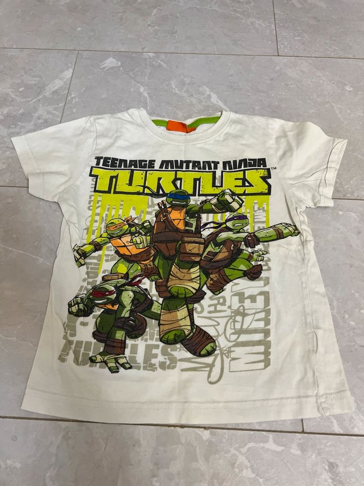 Kinder T-Shirt, Größe 116 in Osnabrück