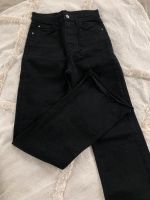 Stradivarius Jeans schwarz 34 Schleswig-Holstein - Oststeinbek Vorschau