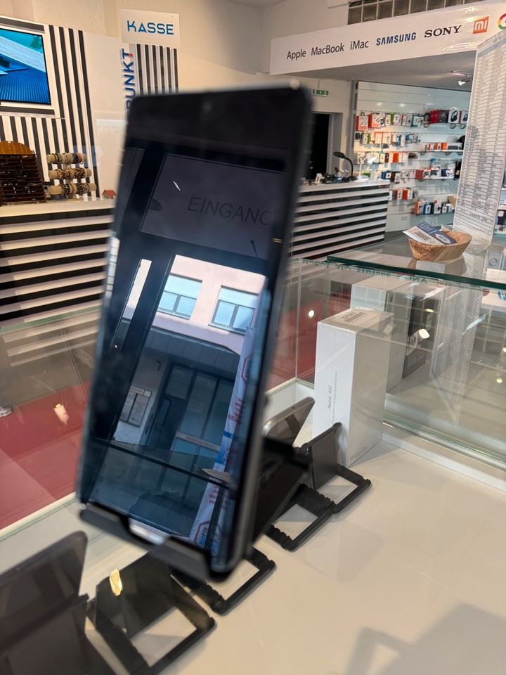 Google Pixel 7 Pro- 256Gb in Karlsruhe