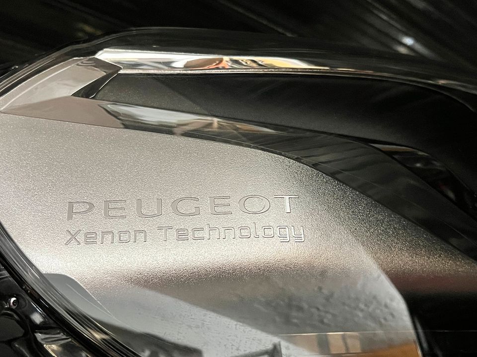 Peugeot Expert Bj2020 Scheinwerfer Xenon Frontscheinwerfer Rechts in Bruckmühl