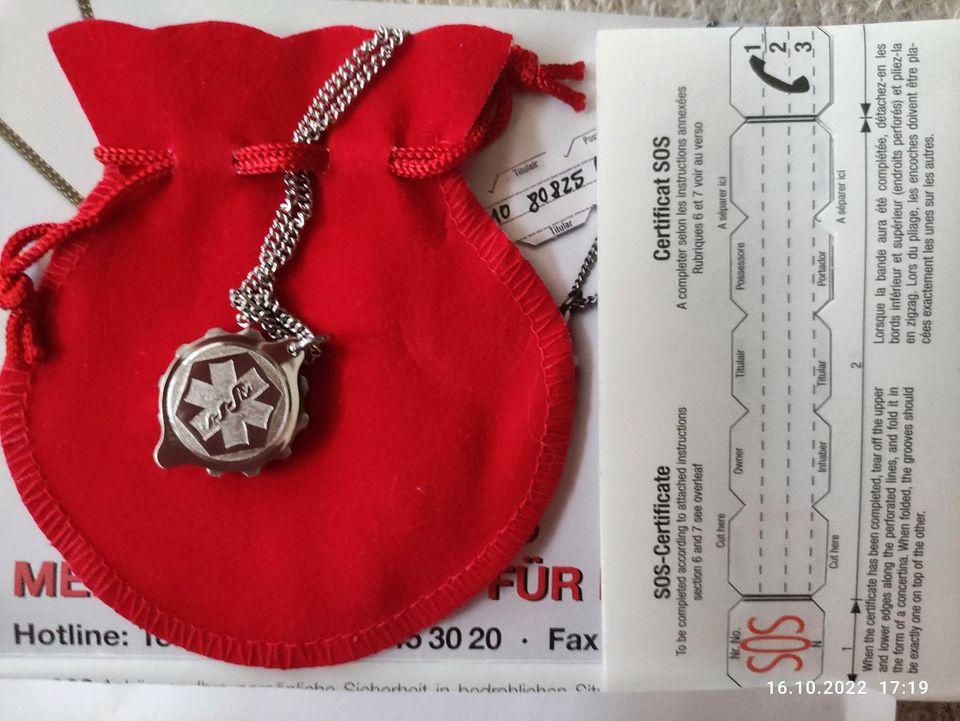 NEU - SOS- Anhänger mit Kette, Edelstahl Mit Notfall-Ausweis in Leipzig -  Ost | eBay Kleinanzeigen ist jetzt Kleinanzeigen